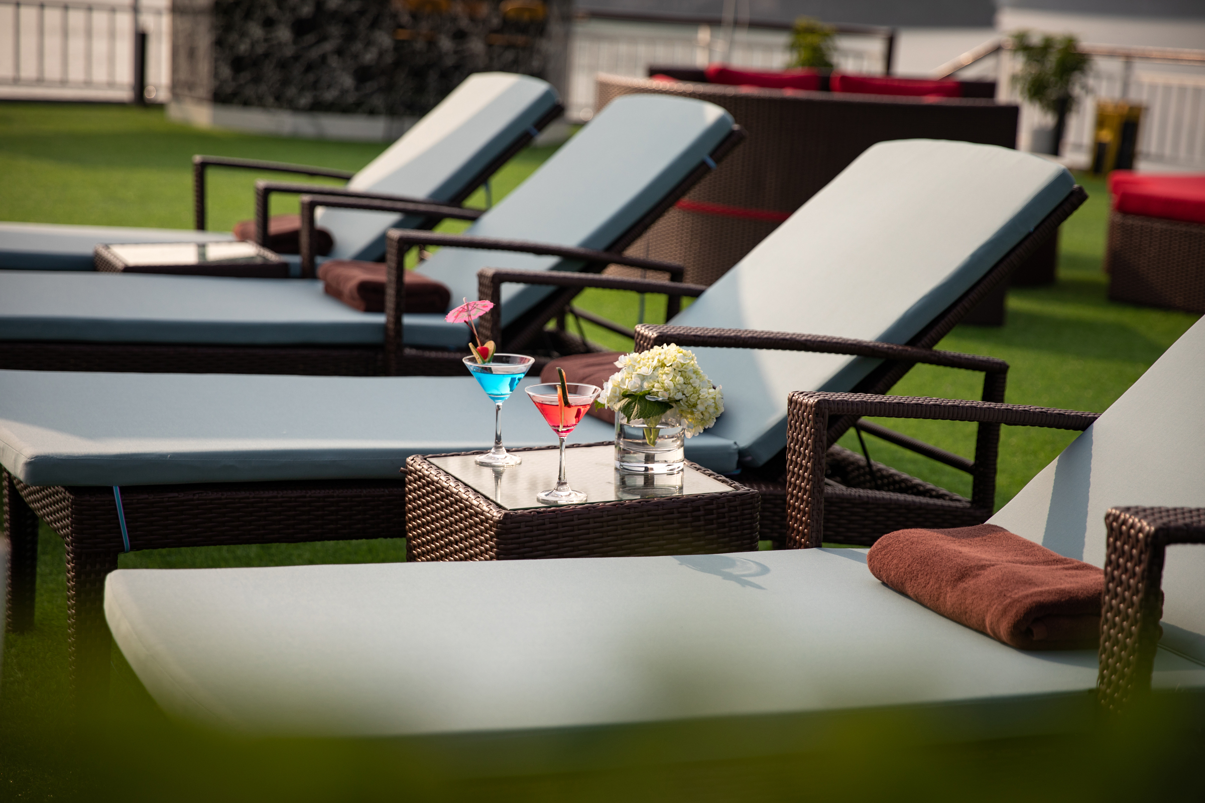 Amour Sundeck — 2