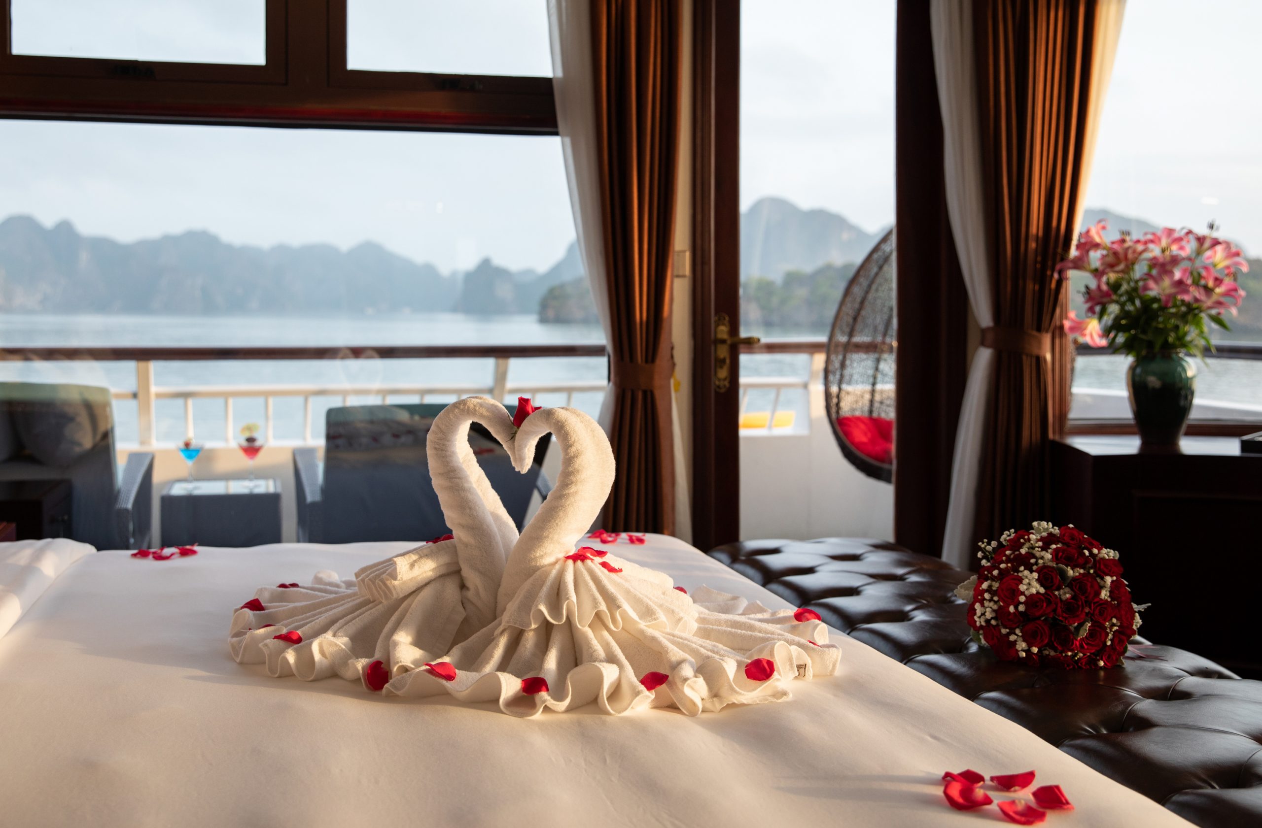 Amour Cruise