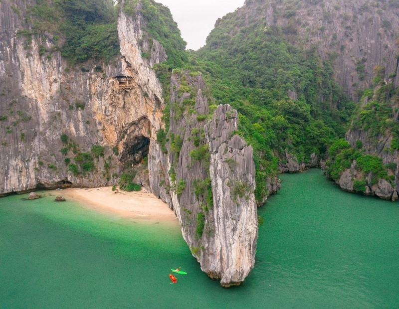 Tắm Biển — 2