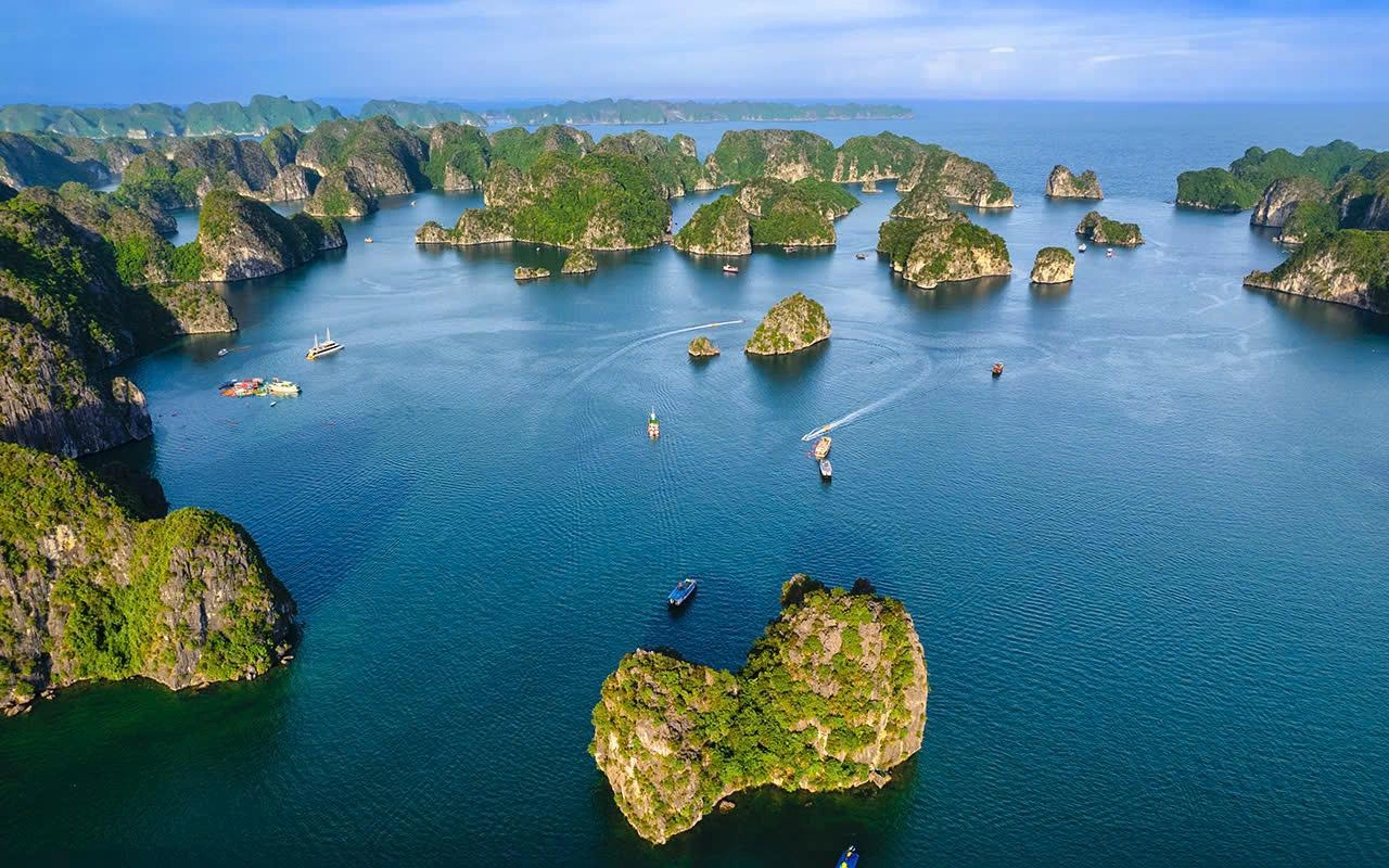 When Is Lan Ha Bay Most Beautiful? The 2026 Seasonal Travel Guide